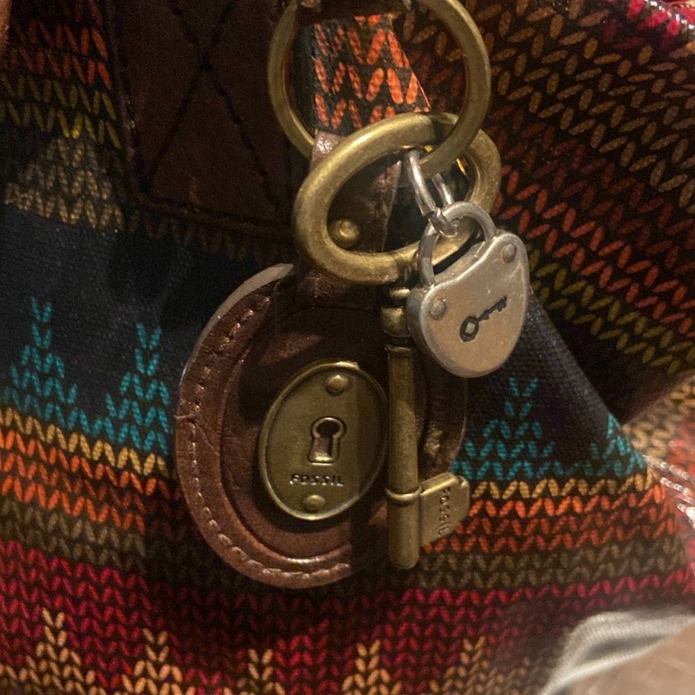 Colorful Patterned Women's Key-per Fossil bag purse - Picture 3 of 15